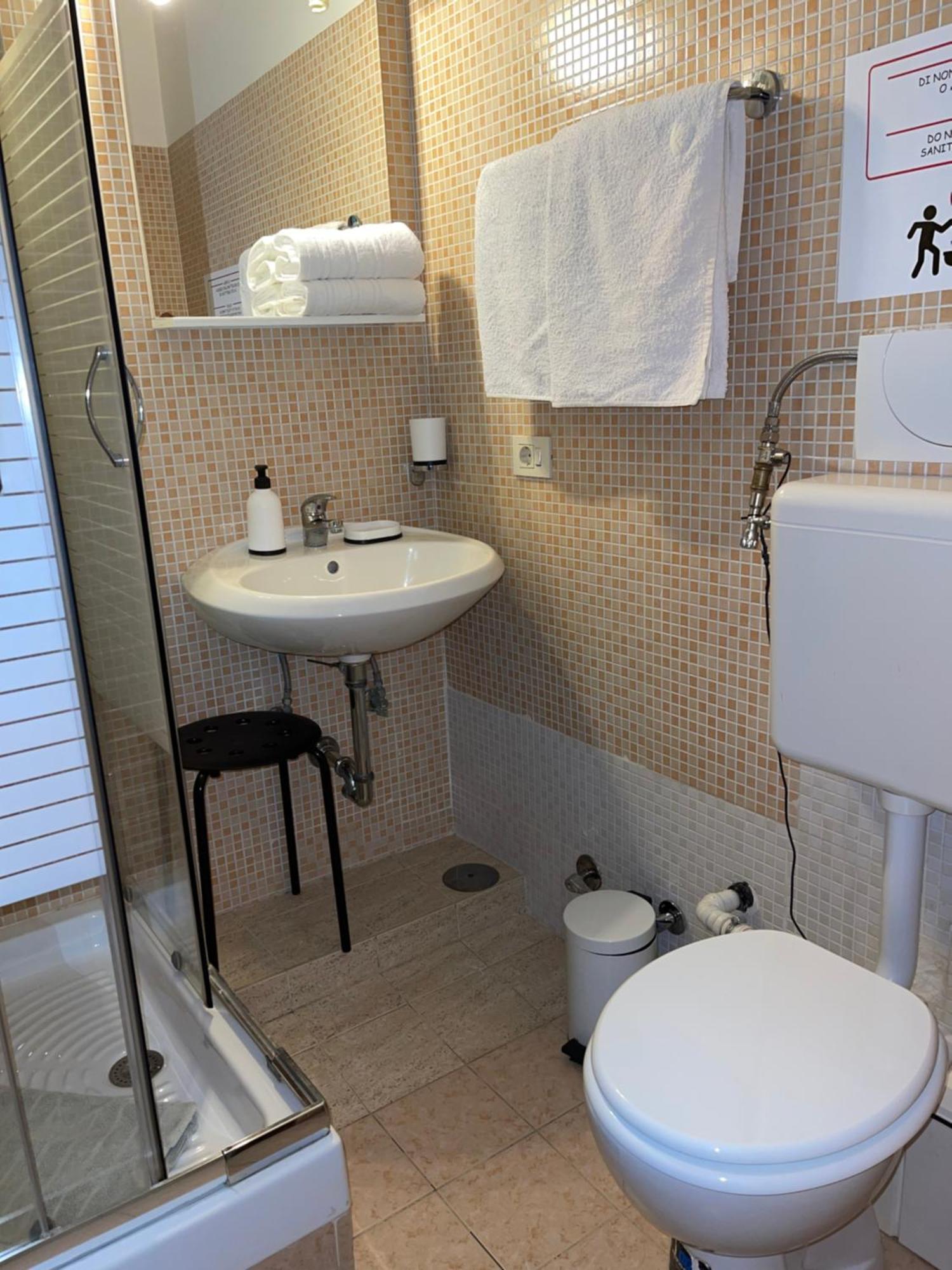 Guest House Meret Rome Exterior photo